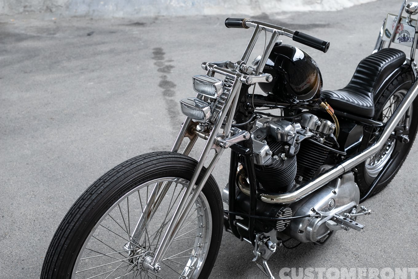 HOT SPICE CUSTOMSのハーレー アイアンショベルXLCHのコンパクト