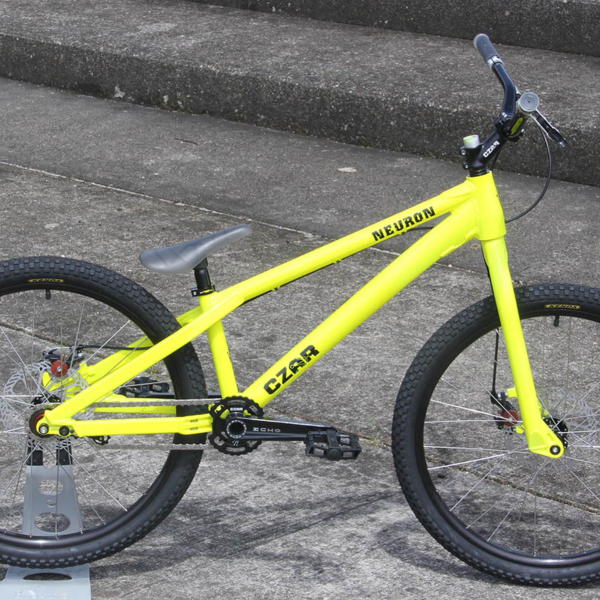 C-zar NEURON 24in Pro 詳細 - まめつぶ.サイクル