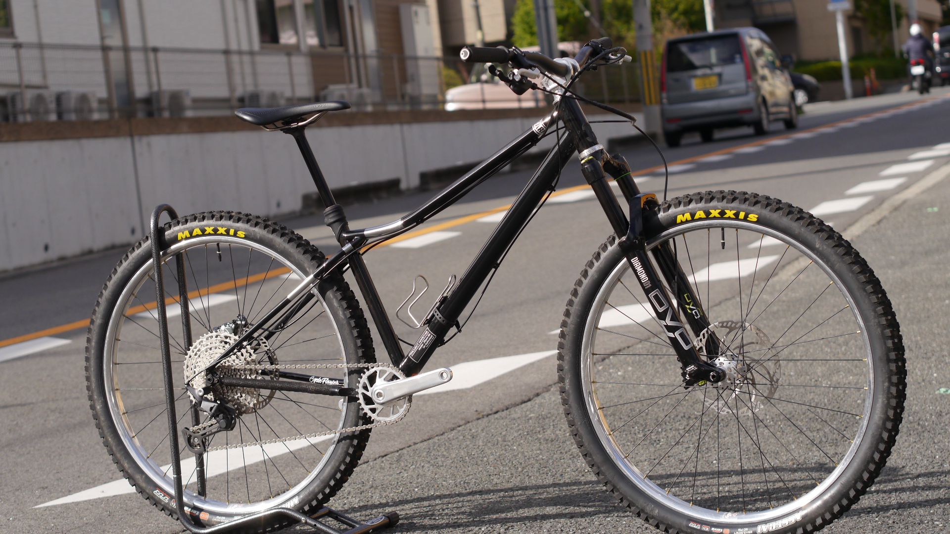 Un Authorized [33rpm] ブラック・納車‼ アンオーソライズド – ブログ