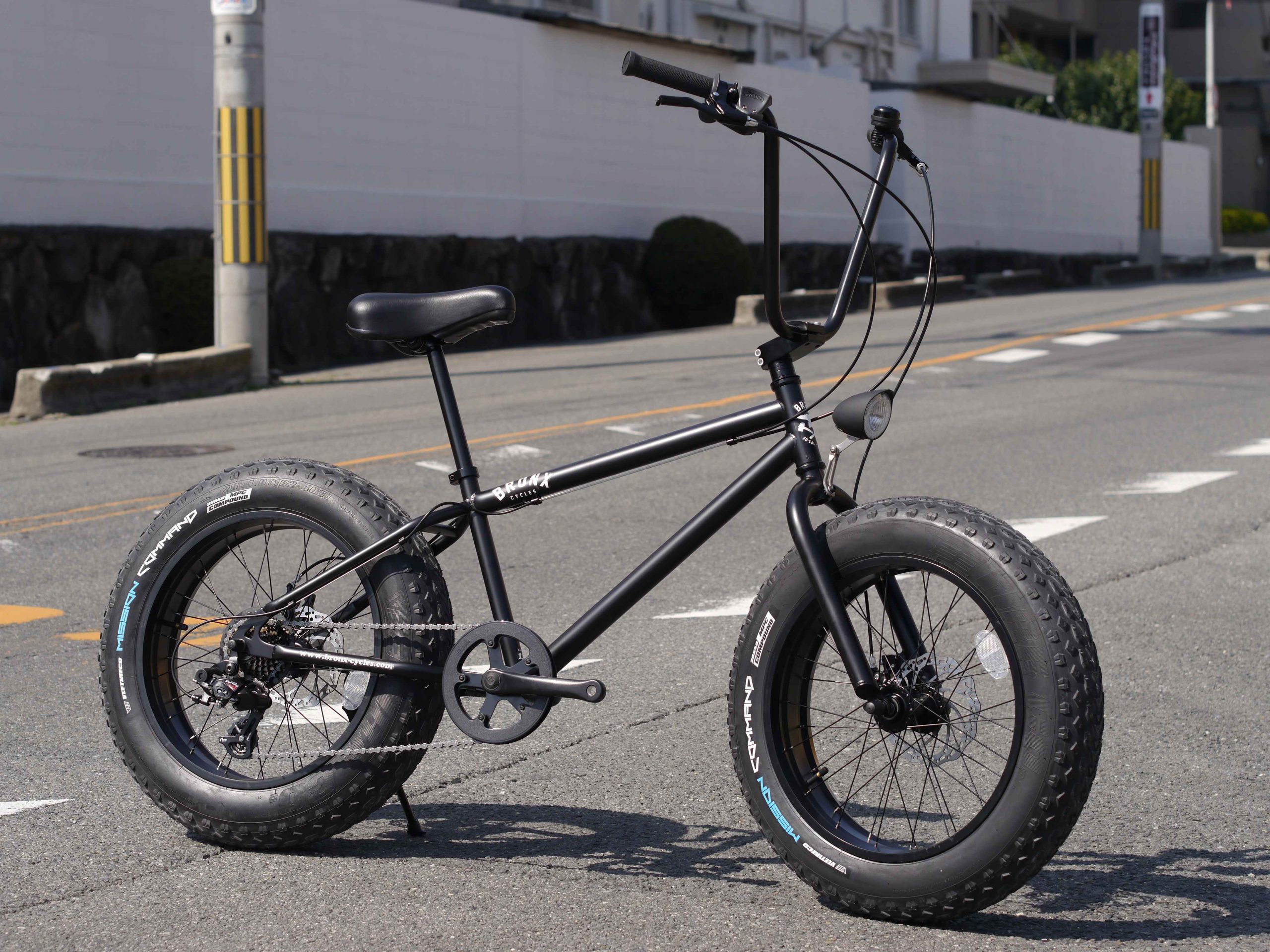 BRONX 「ブロンクス」20DD カスタム 20インチのファットバイク