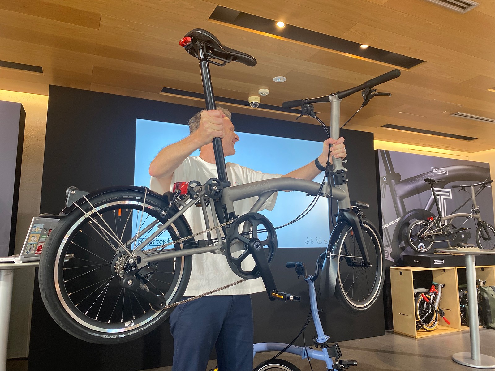 総重量7.95kg！最軽量オールチタン製ライン「T Line Urban」9月1日に