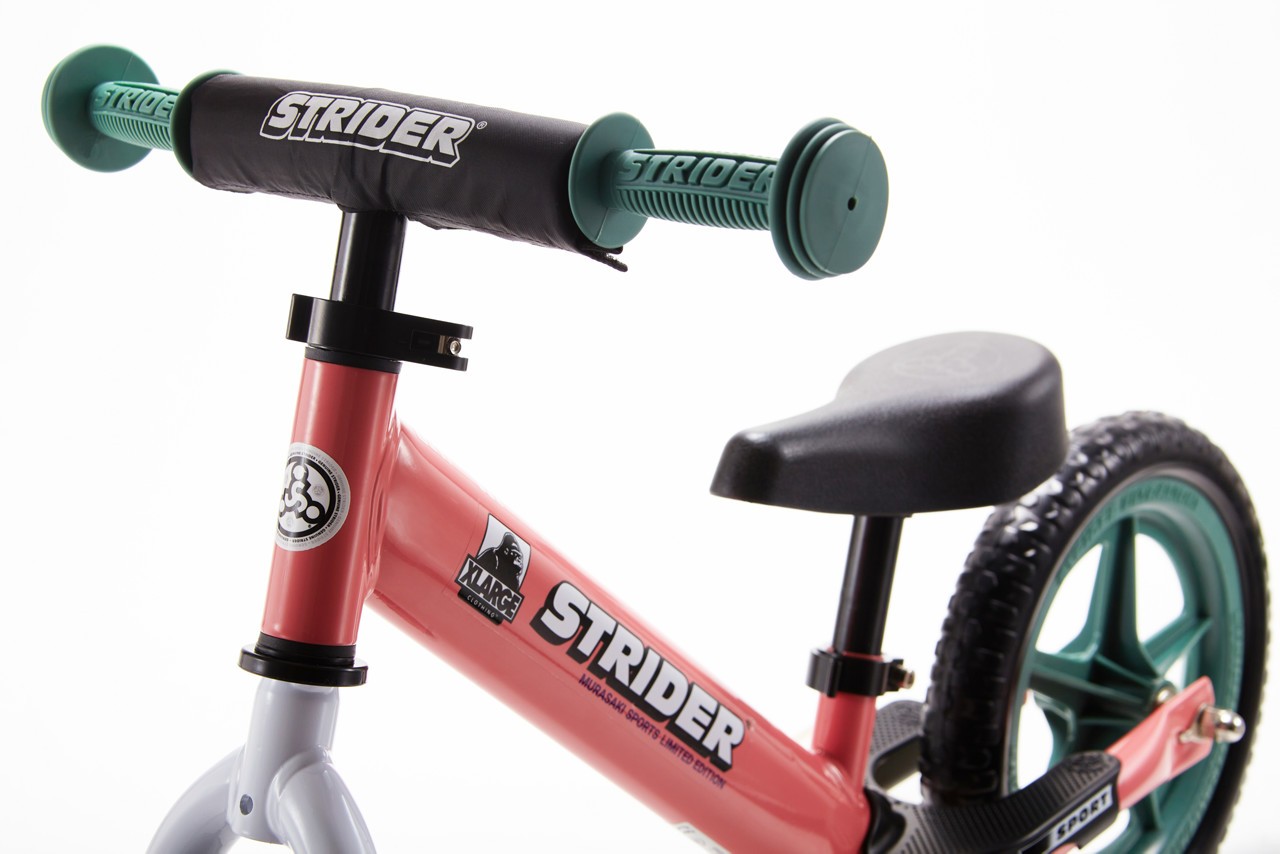 XLARGEとコラボ！ムラサキスポーツ限定モデル「ストライダー」数量限定
