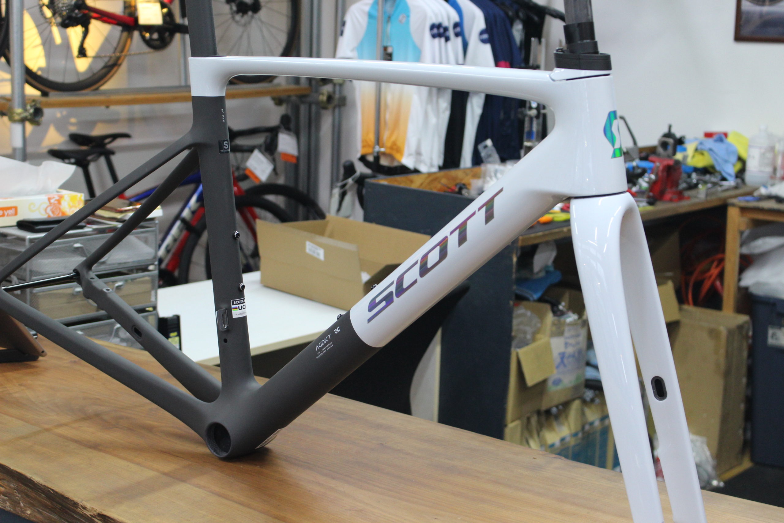 スコット ADDICT RC PRO HMX(フレームセット）入荷しました