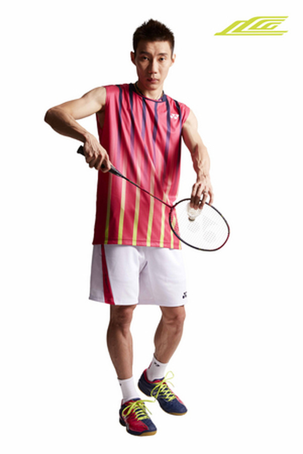 バドミントン世界ランク1位、リー・チョンウェイモデルの用品を発売