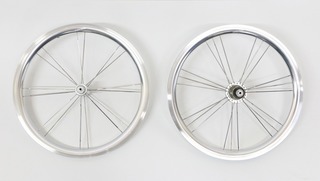 BROMPTONを外装3速化できるホイールセットの取り扱い決定！入荷はまだ