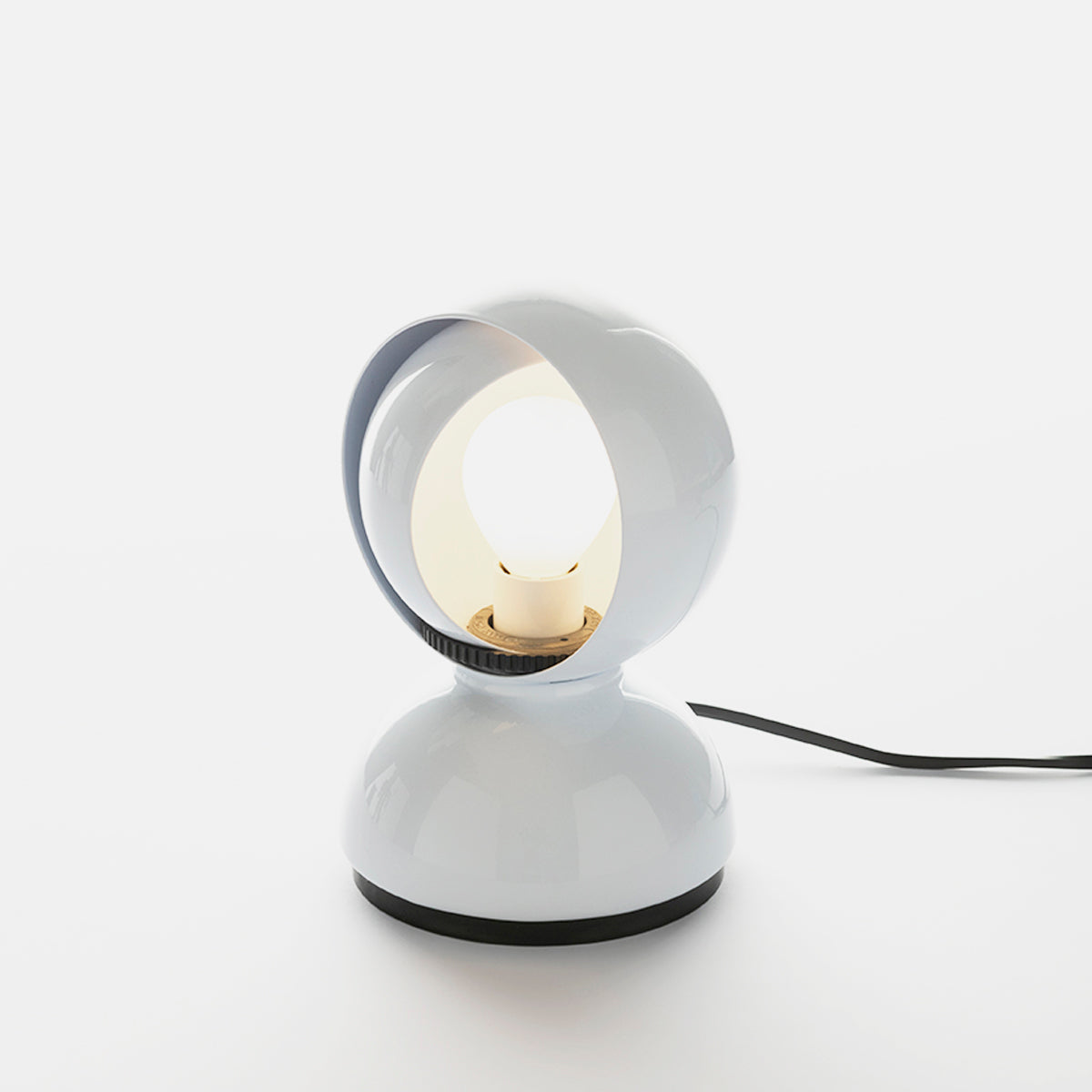 Artemide エクリッセ Eclisse ヴィコ・マジストレッティ テーブル