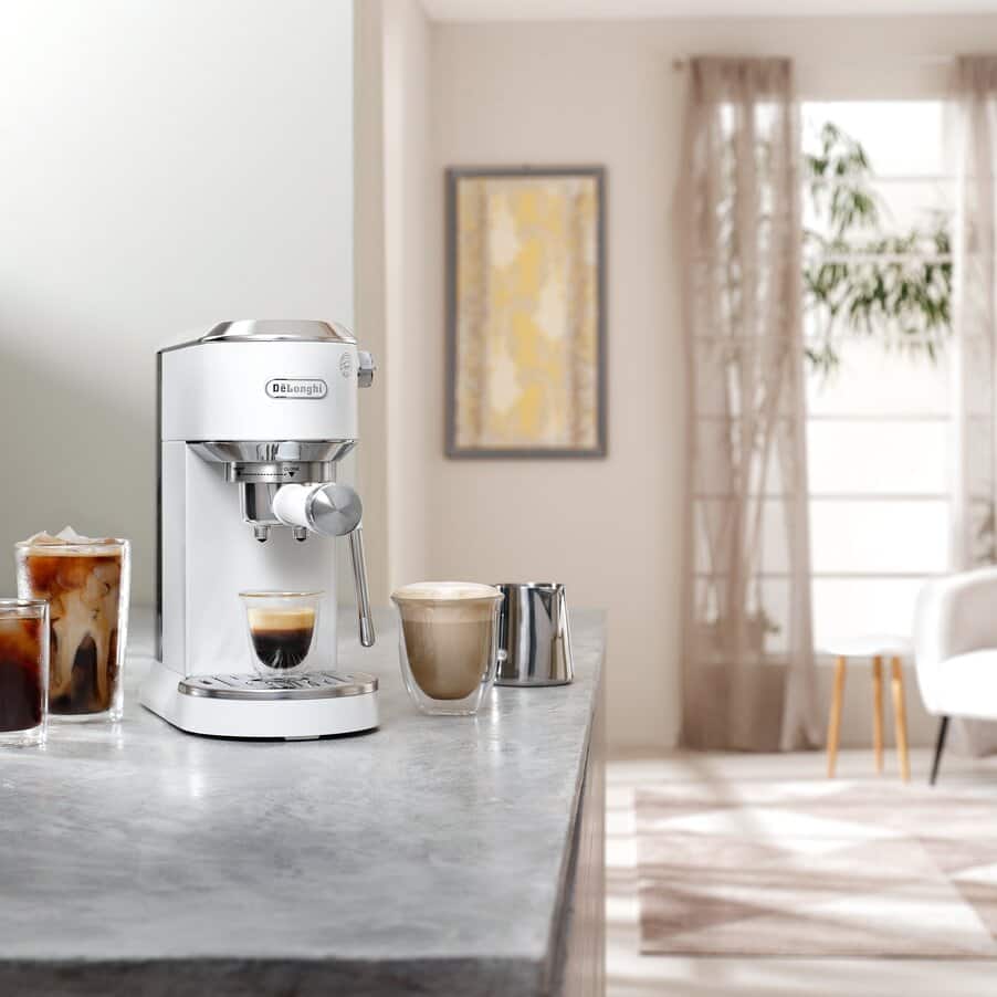 デディカ デュオ エスプレッソ・カプチーノメーカー ホワイト EC890J