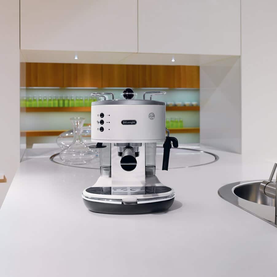 Icona Espresso Machine, White ECO-310.W | De'Longhi US