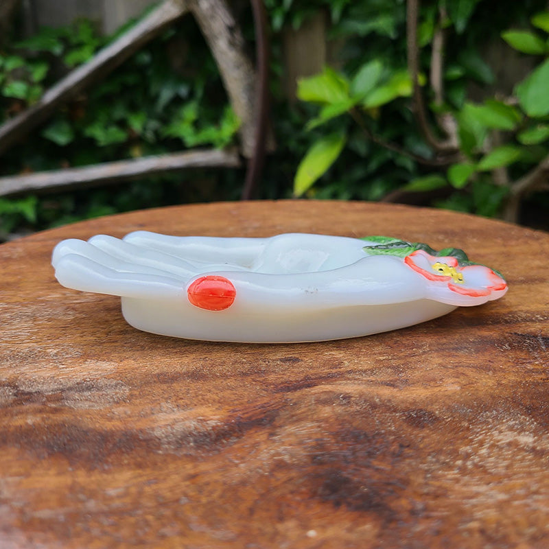 ハンド型 ミルクガラス皿 ハンドモチーフ アクセサリートレイ U.S.A