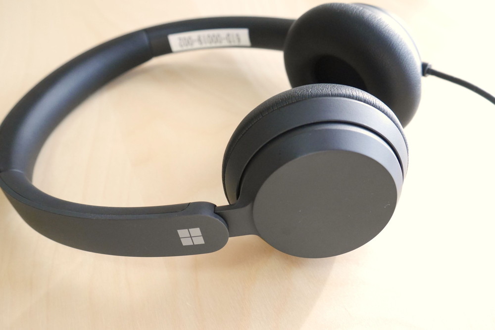 Microsoft モダン USB ヘッドセット」レビュー。Teams認定、Web会議用