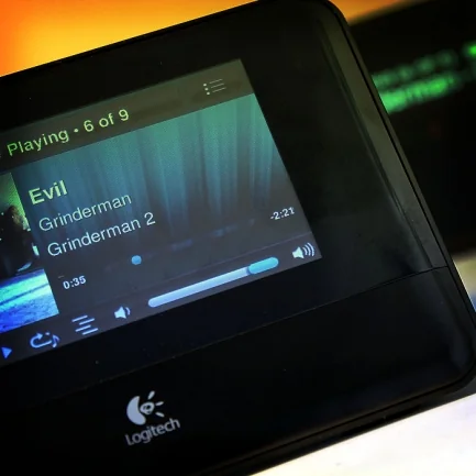Logitech Squeezebox Touch Music Player | Darko.Audio