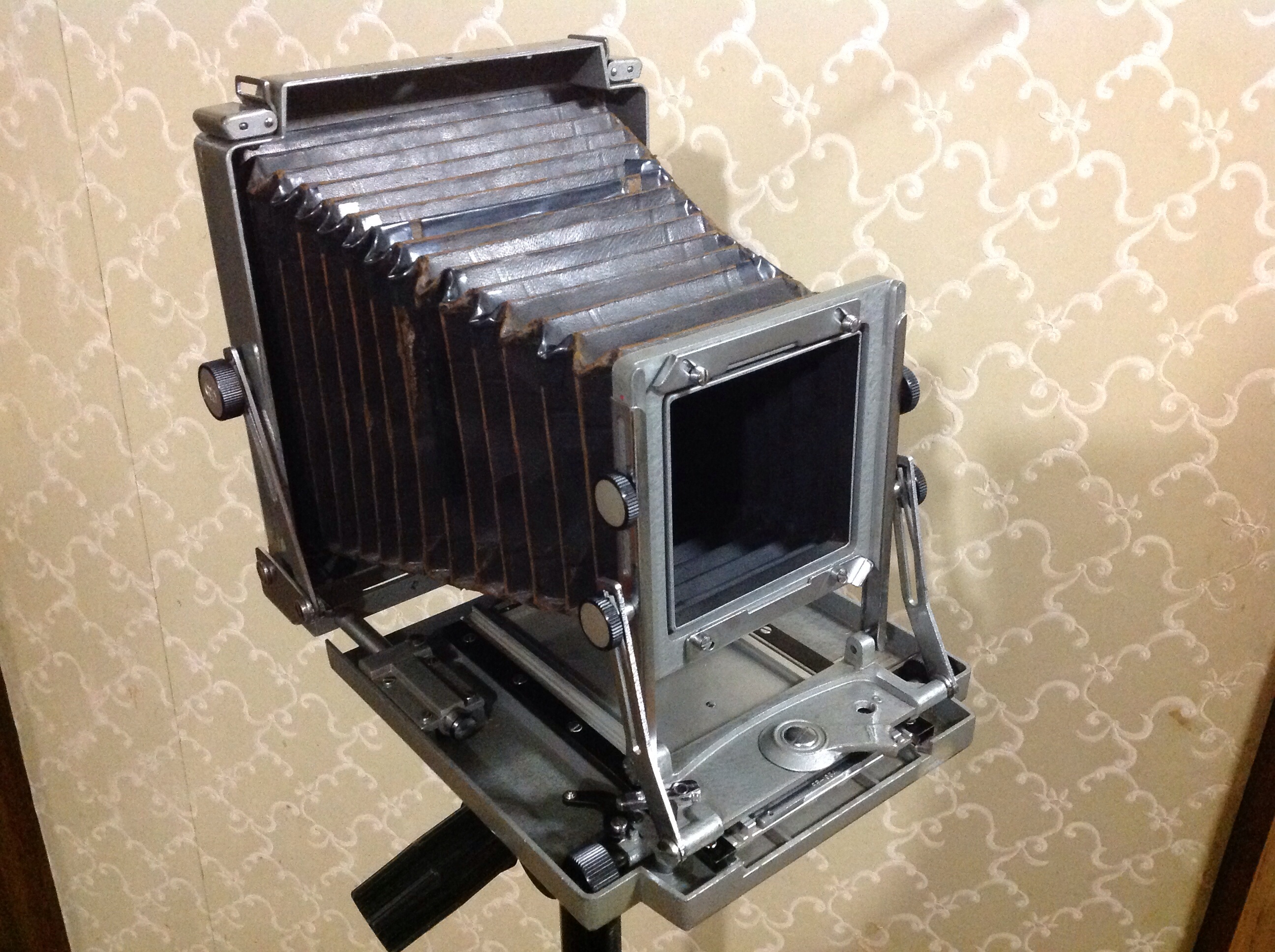 ⚫︎4×5カメラの蛇腹再生 | Darkroom cafe