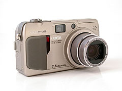 新製品レビュー】CAMEDIA C-70 ZOOM