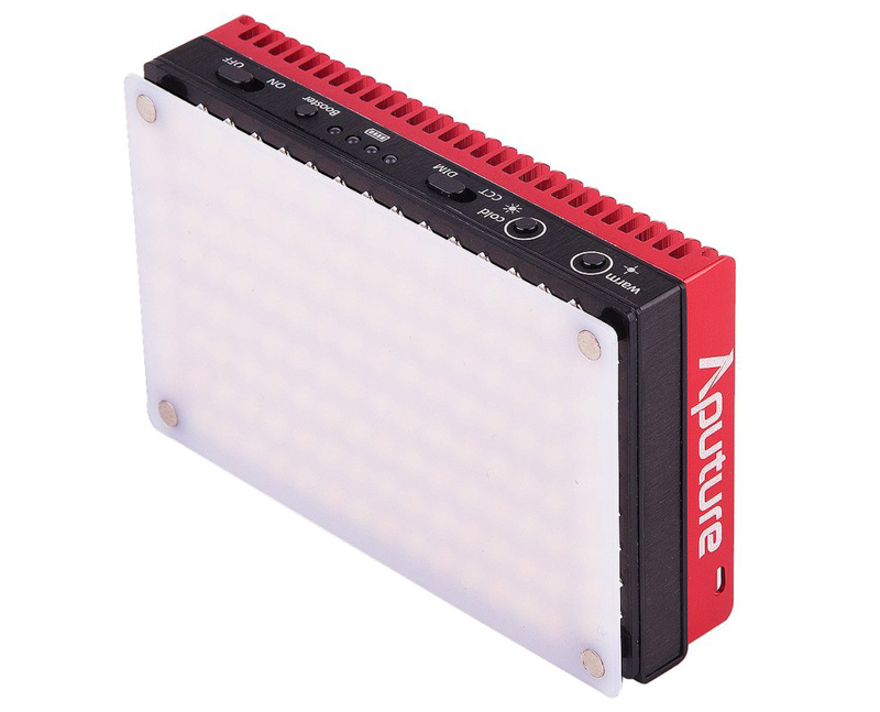 Amaran LEDライトの光量が増大 色温度調整も細かく - デジカメ Watch