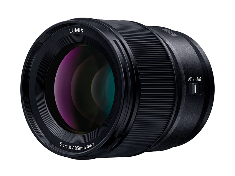 パナソニック、Lマウント中望遠レンズ「LUMIX S 85mm F1.8」。税込約8