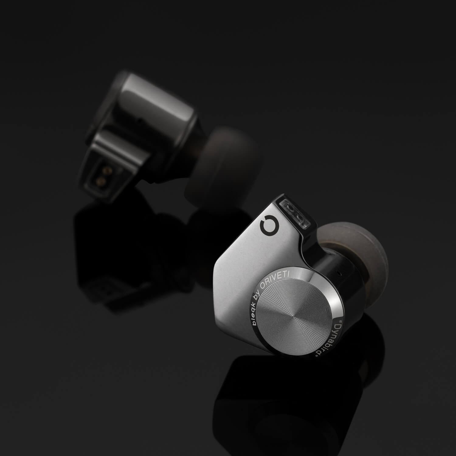 Oriveti「bleqk Dynabird」徹底レビュー｜音質と“装着感”を実機で辛口