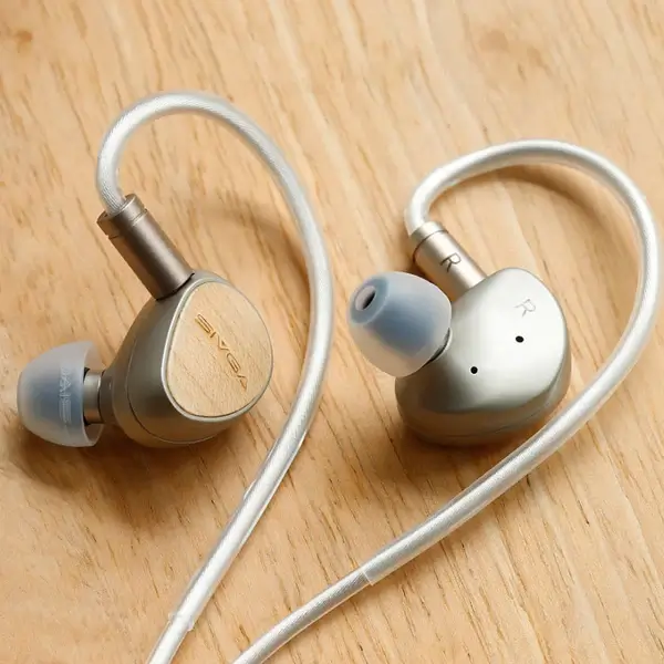 SIVGA QUE 徹底レビュー】1万円台の隠れた名機！ウッドとベリリウムが