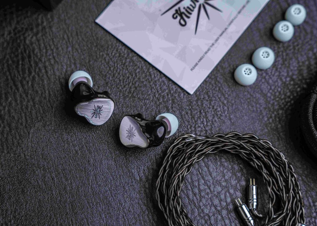 Kiwi Ears KE4 徹底レビュー｜2DD+2BAの「没入感」とアイソバリック