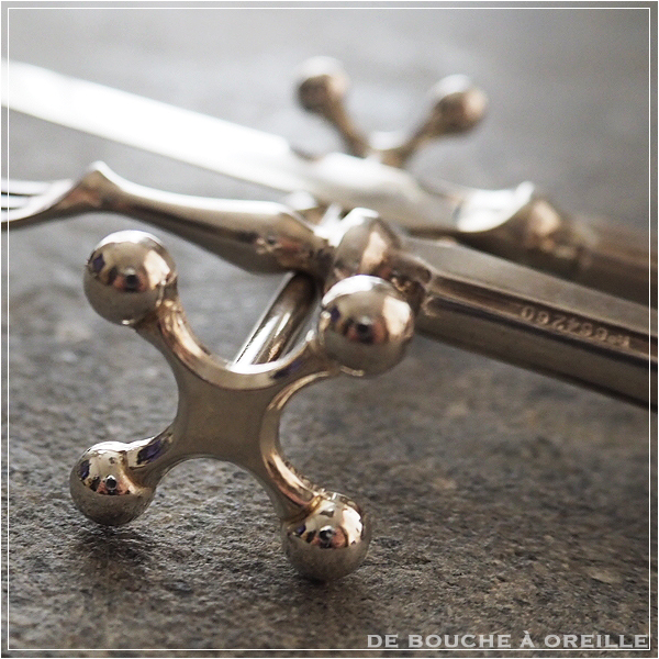 オールドバカラ アンティーク DE BOUCHE A OREILLE / porte-couteau