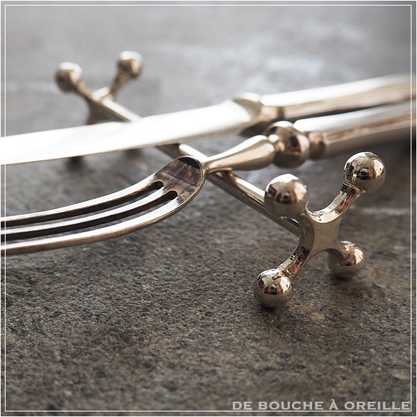 オールドバカラ アンティーク DE BOUCHE A OREILLE / porte-couteau