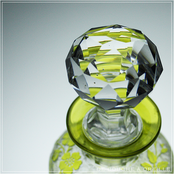 オールドバカラ アンティーク DE BOUCHE A OREILLE / Baccarat