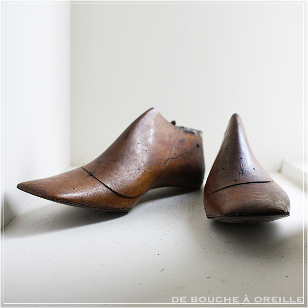 オールドバカラ アンティーク DE BOUCHE A OREILLE / embauchoirs en