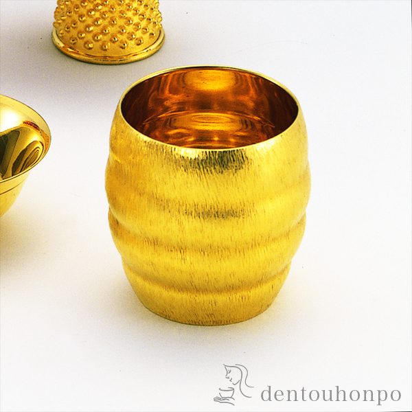 送料無料】 純金 ぐい呑 ゴザ目 110g / 高級 コレクション 美術品 工芸