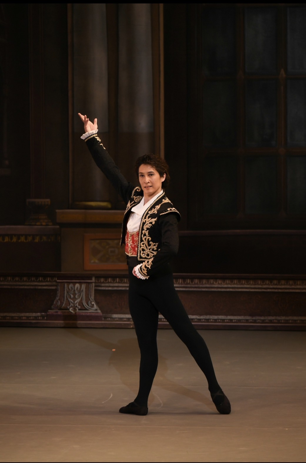 講師紹介｜デルフィネス バレエ 御茶ノ水｜文京区湯島のバレエ教室