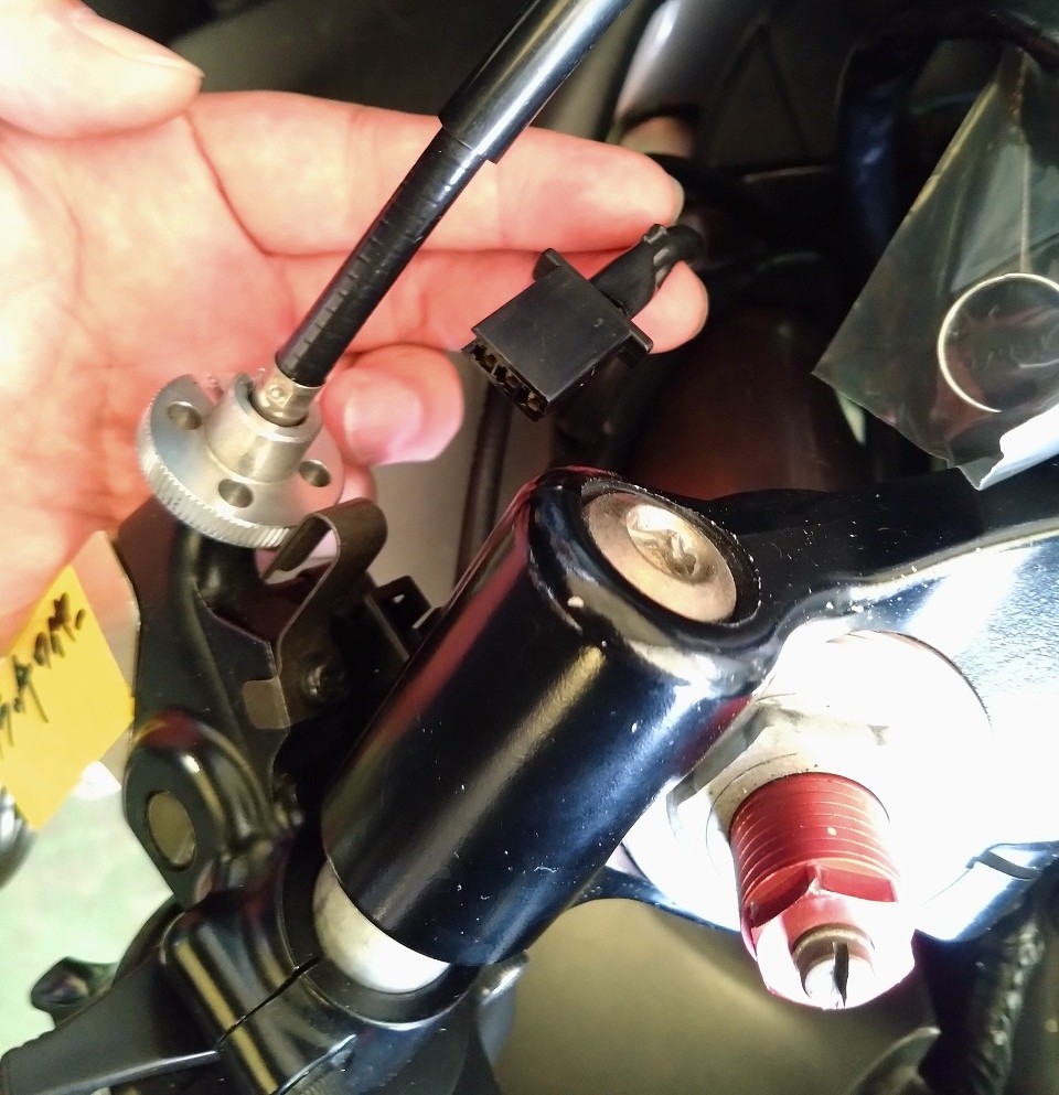 ZX-12R（A1）車検準備中に重大インシデント発生！ - D-EVO