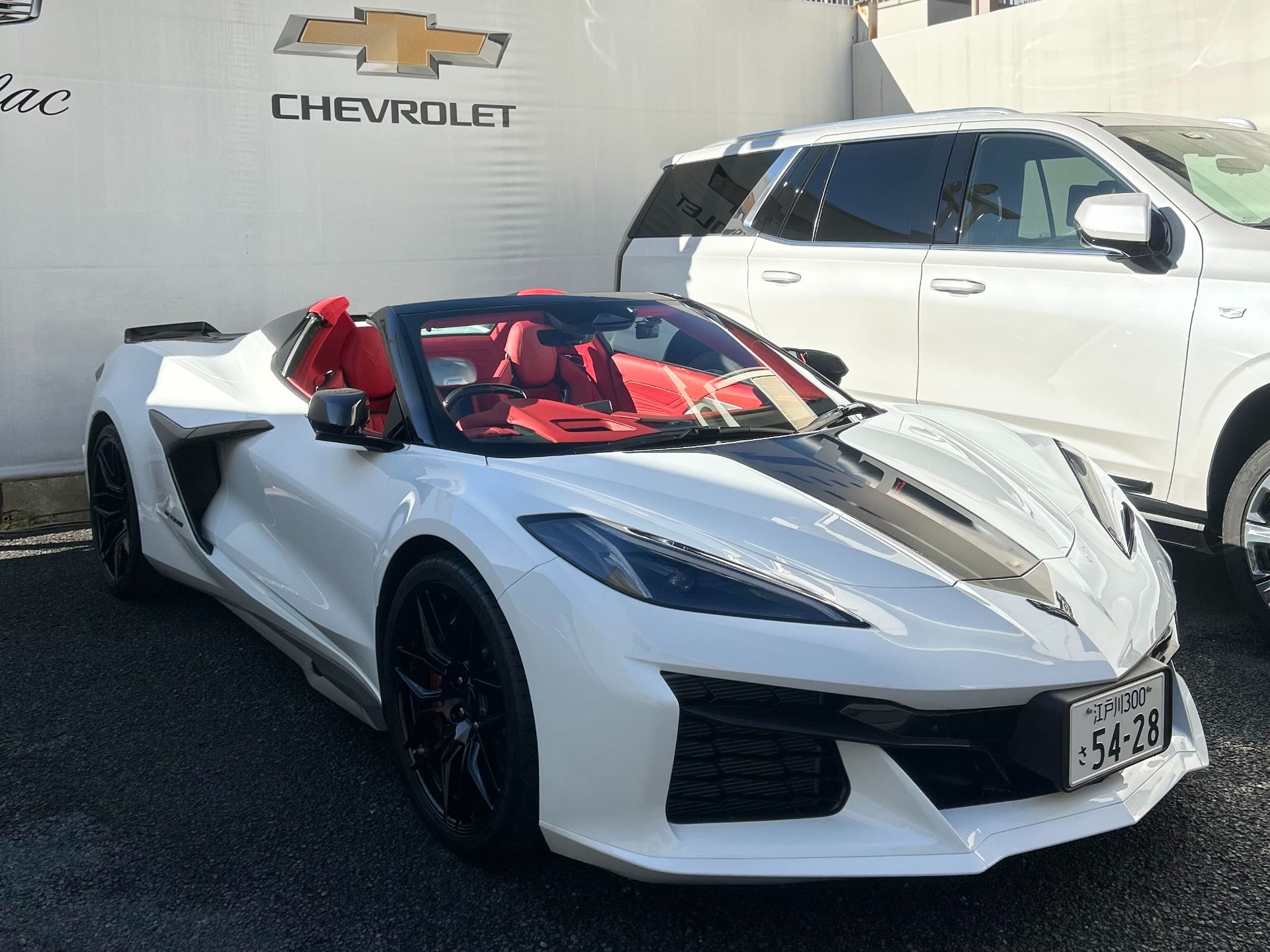 ご予約受付中！】試乗車にシボレーコルベットZ06”コンバーチブル”登場