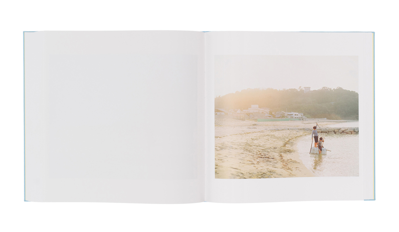 Haru and Mina - 濱田英明 | shashasha 写々者 - 写真集とアートブック