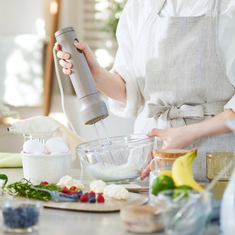 ≪BRUNO≫crassy＋ スタンドハンディブレンダー（ブラウン）BOE096-BR