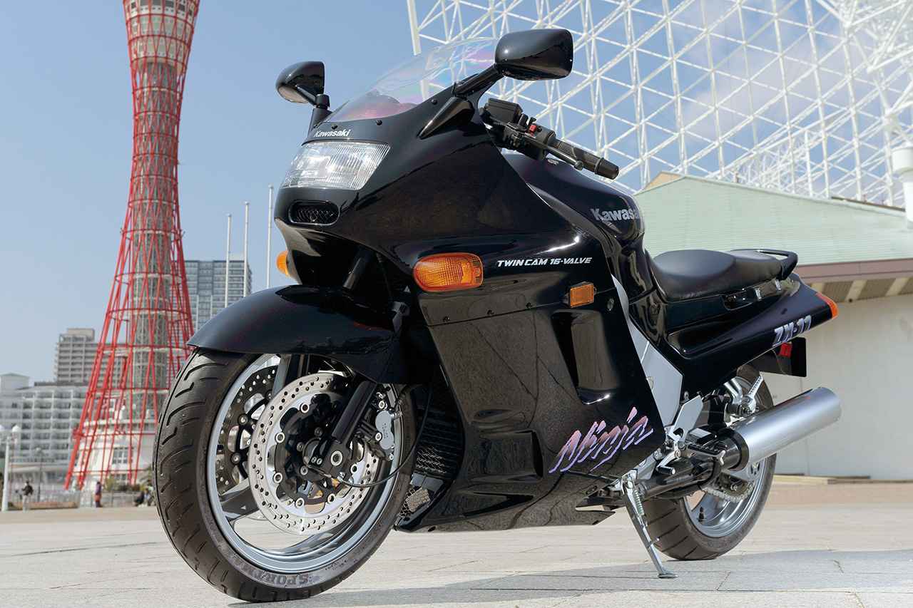 カワサキ「ZZ-R1100（ZX-11）」1990年｜300km/h時代の幕開けを飾った