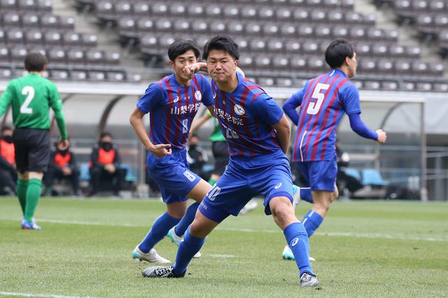 セットプレー＆堅守の山梨学院、昌平を下して11年ぶりのベスト4
