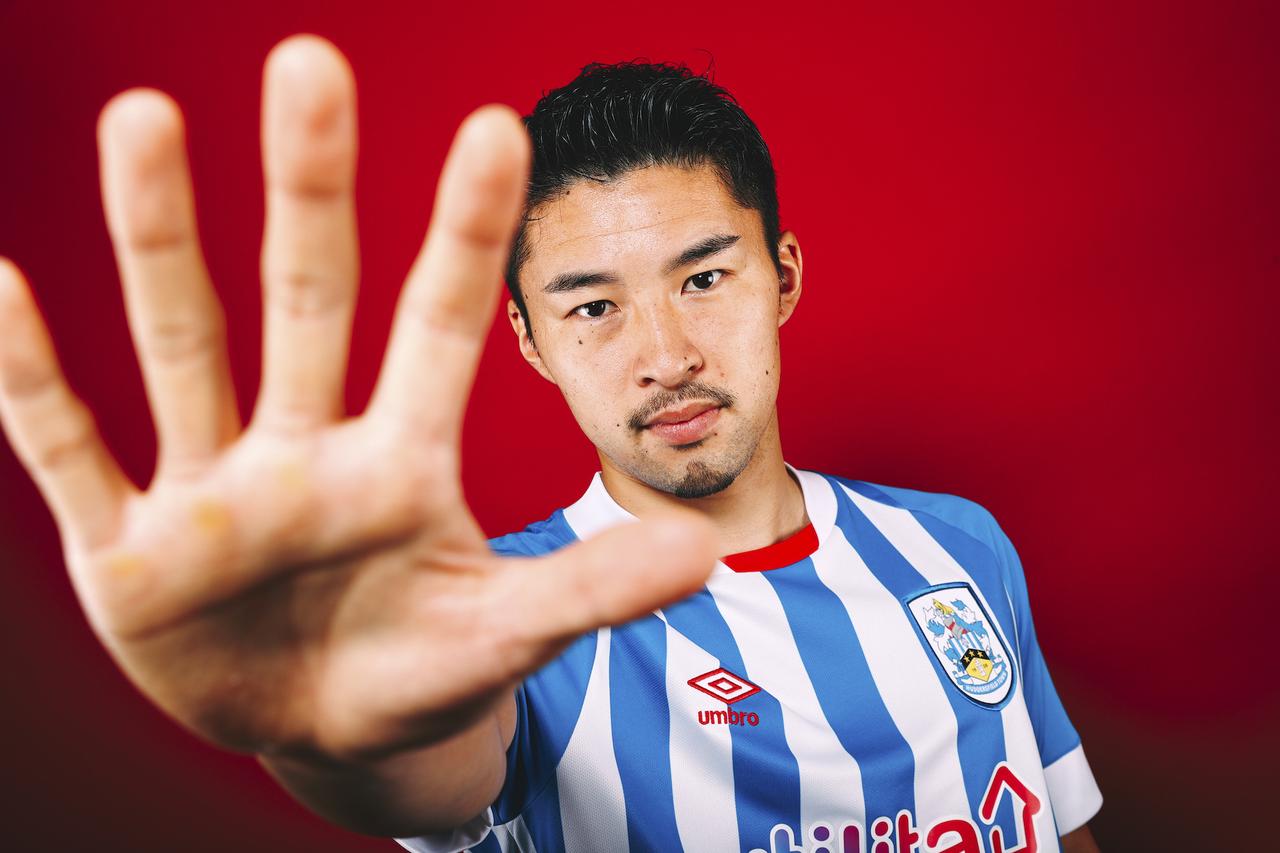 中山雄太がイングランド2部へ！ ハダースフィールドで背番号｢33｣。｢I'm