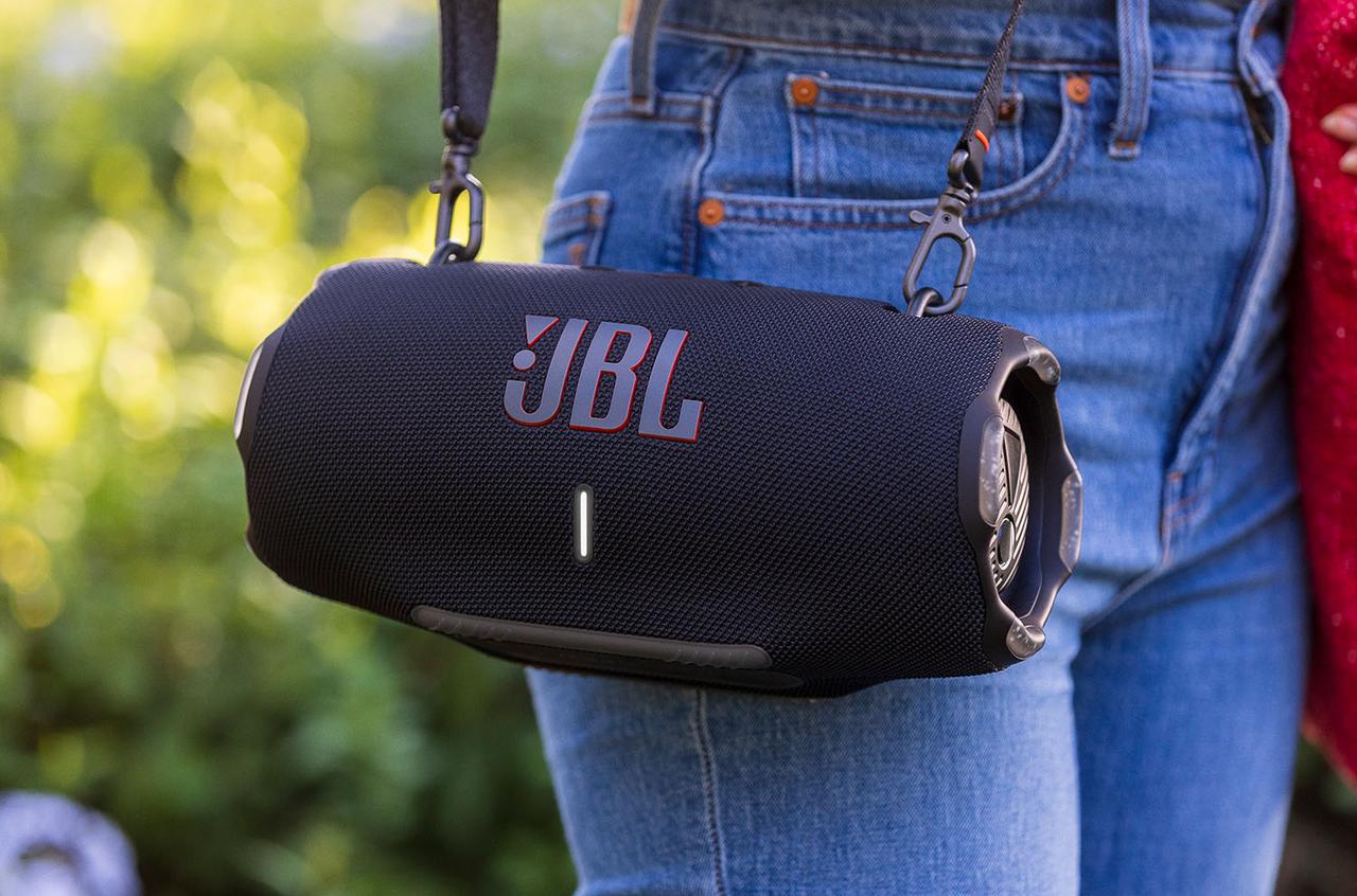 JBLのBluetoothスピーカー最上位モデル「XTREME 4」が登場。AI