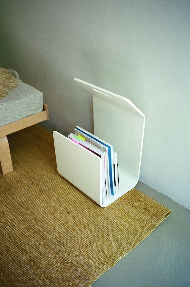 名品マガジンラックで 本や雑誌を“魅せる収納”に！ マルニ木工