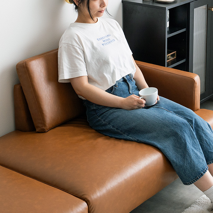 g118068]【幅178cm】Cody コンセント・オットマン付き2人掛けカウチ