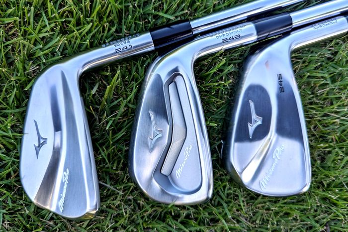 ミズノの新作『Mizuno Pro 241/243/245』、9月15日デビュー【打って