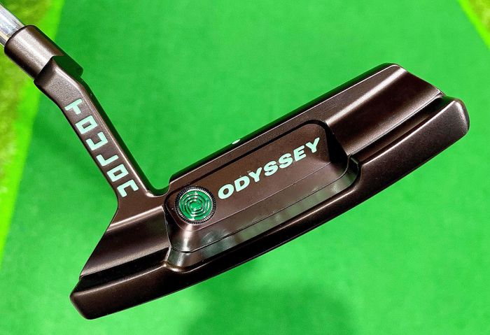 トゥーロンガレージ、「あなたはデザイナーだ！」。たしかに