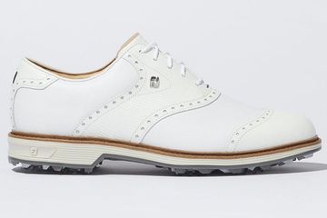 写真] 海外選手が来ると人気が際立つ！？契約外使用も多い男子プロの一