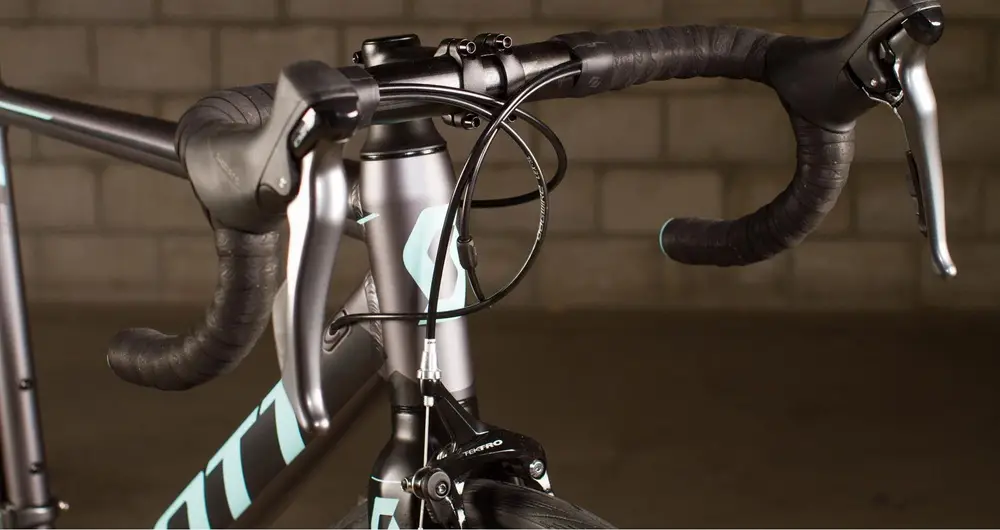 2018 Scott Contessa Speedster 35 – Specs, Comparisons, Reviews