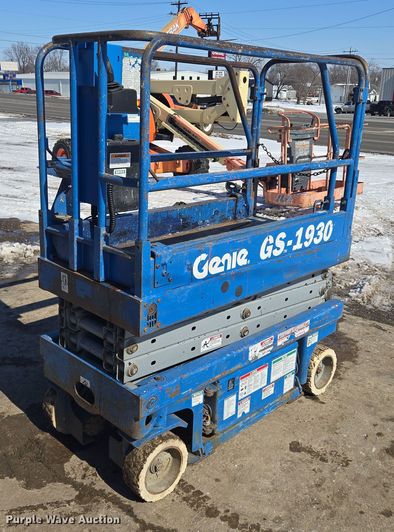 1999 Genie GS-1930 scissor lift in Chillicothe, MO | Item EQ6583