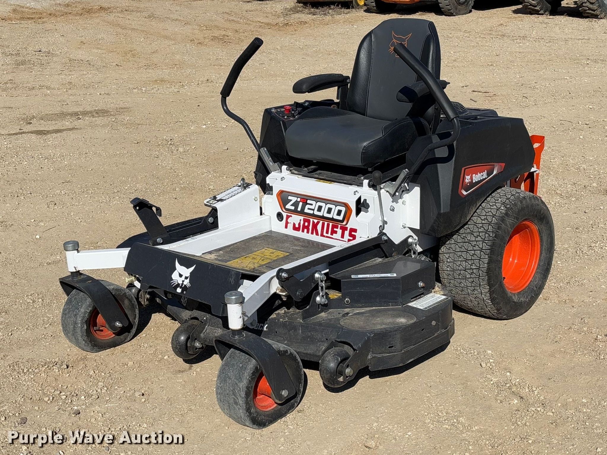 2024 Bobcat ZT2000 ZTR lawn mower in Jefferson City, MO | Item