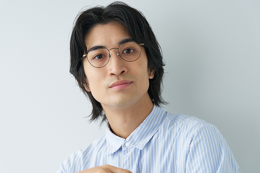 アウトレット価格]ミニマルなデザインのボストンフレーム/ClassicMetal