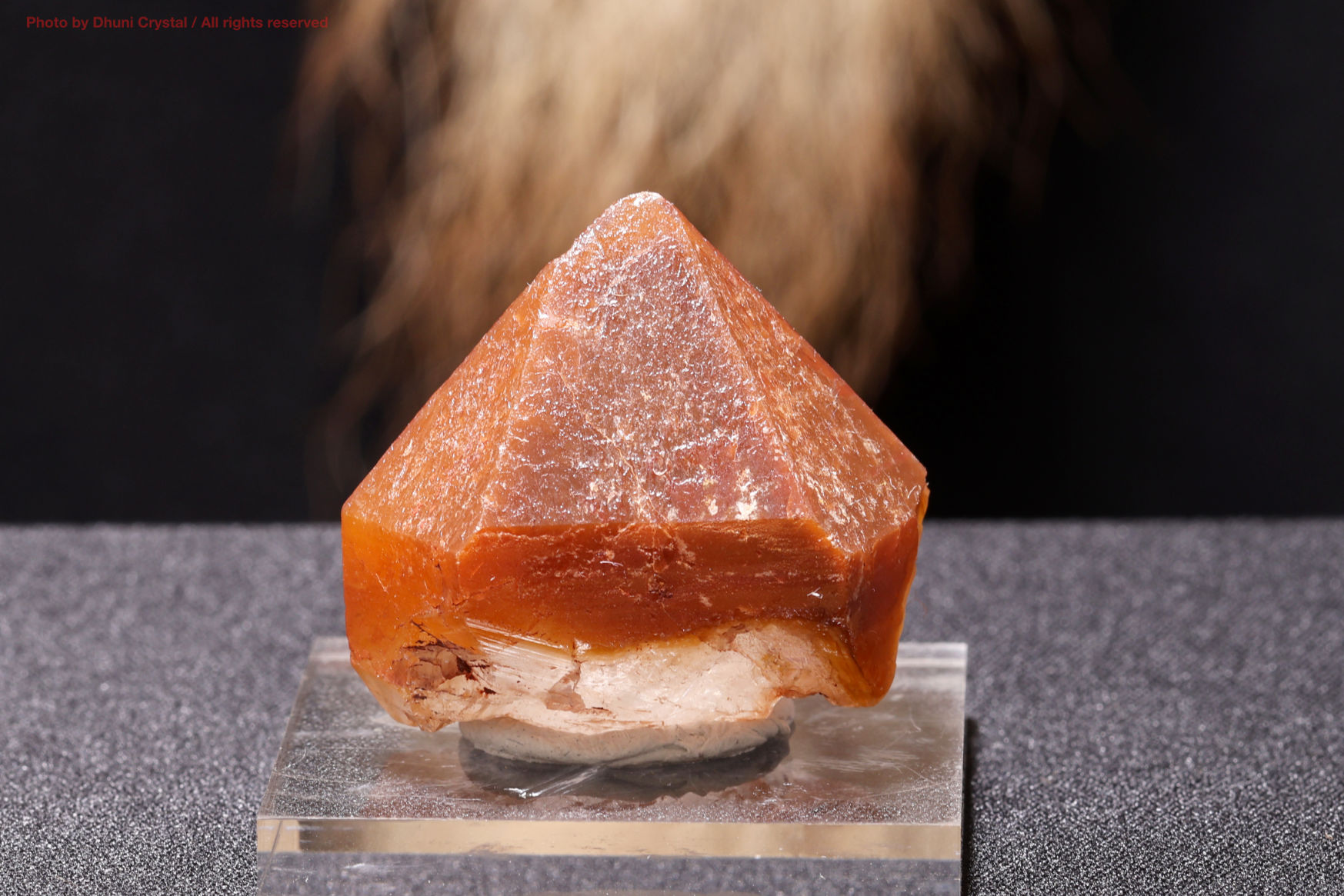 レッドドリームコート・レムリアン｜情熱と覚醒を導く幻のレムリア水晶