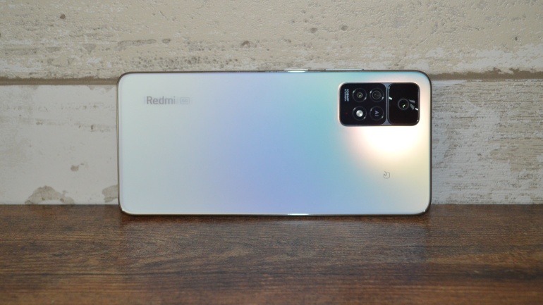 4万円台で1億800万画素カメラを搭載したXiaomiの最新スマホ「Redmi