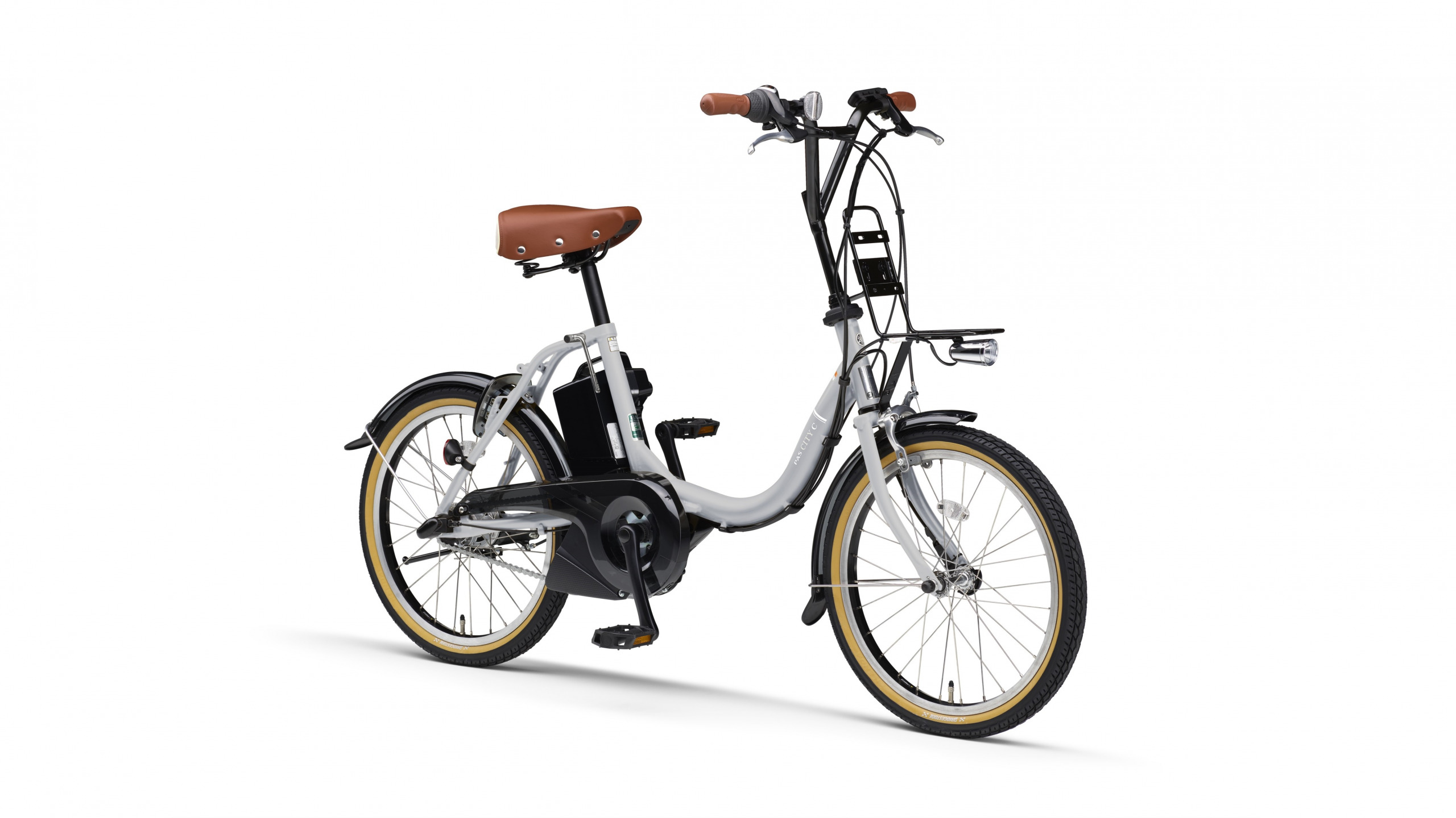 ヤマハから新型バッテリーと充電器を搭載した20型電動アシスト自転車