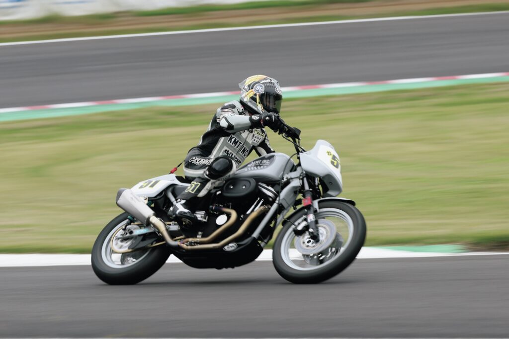 74歳でガチンコレースに出場する岩城滉一の挑戦 | Dig-it [ディグ・イット]