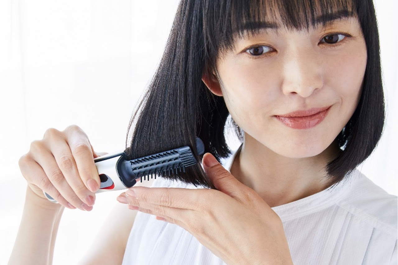 立ち上がり約19秒で外出先でもササッとお直し。ボリュームアップ特化型